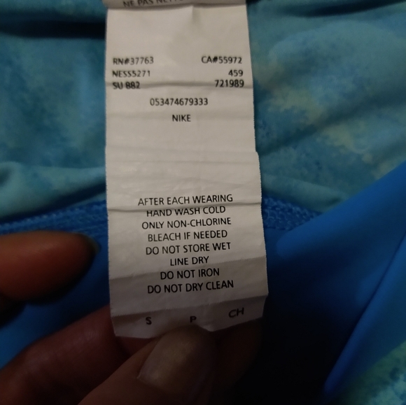 Size S Nike blue athletic capris - Picture 6 of 9